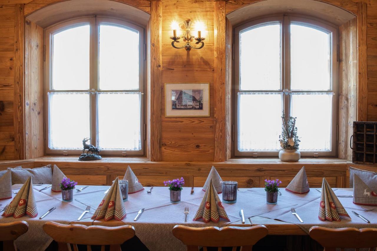 Hotel Zum Hirsch Wertingen Ngoại thất bức ảnh